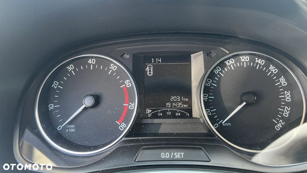 Skoda Fabia 1.0 Ambition - 2