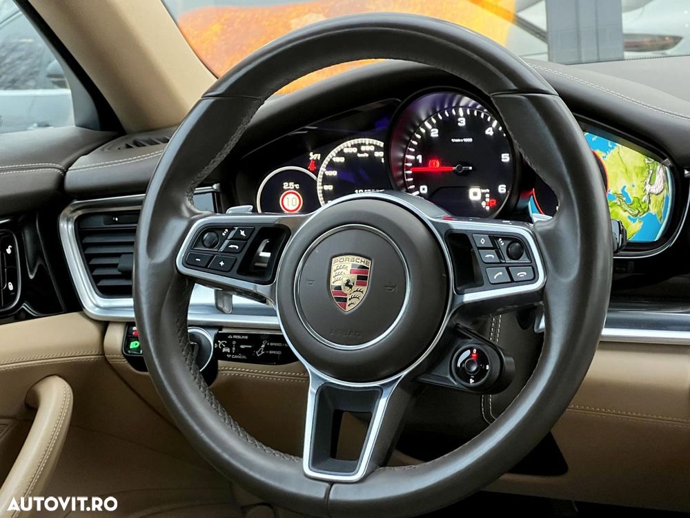 Porsche Panamera - 10