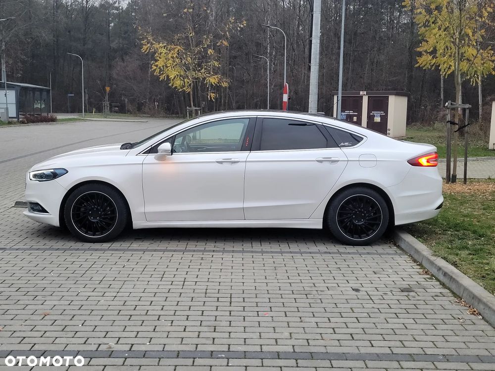 Ford Fusion - 11
