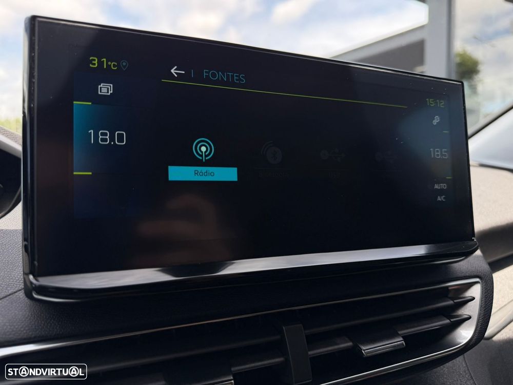 Peugeot 3008 1.6 Hybrid Allure e-EAT8 - 41