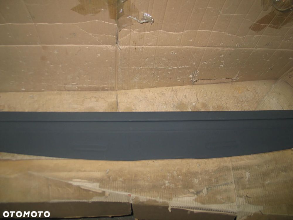 Roleta bagaznika vw T5 T6 mulitivan caravelle 7E5867773A oryginal - 2
