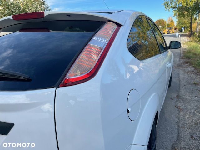 Ford Focus - 33