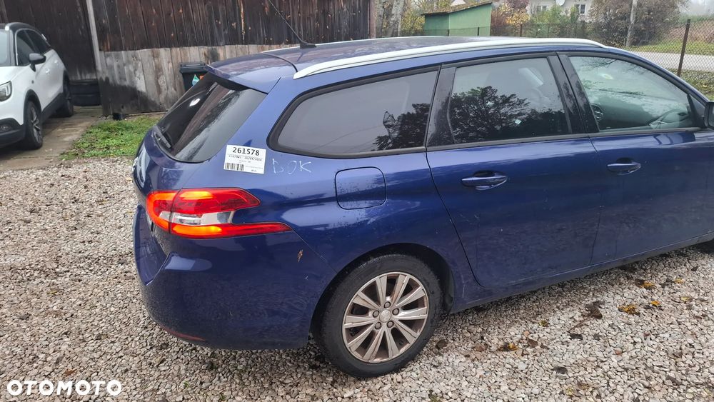 Peugeot 308 - 4