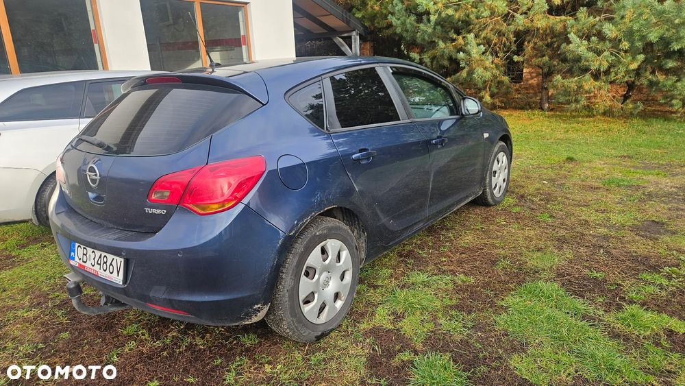 Opel Astra IV 1.4 T Edition 150 - 7