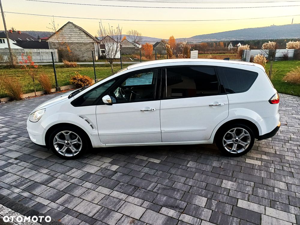 Ford S-Max 2.0 TDCi DPF Titanium - 4