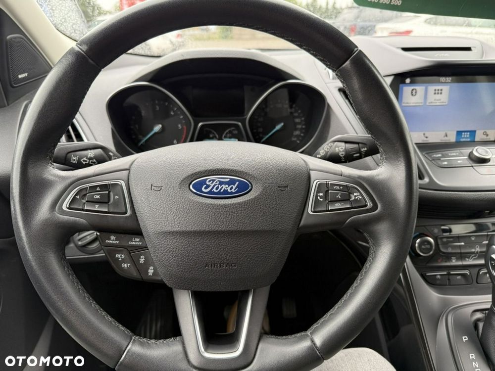 Ford Kuga 2.0 TDCi 4x4 Titanium - 25