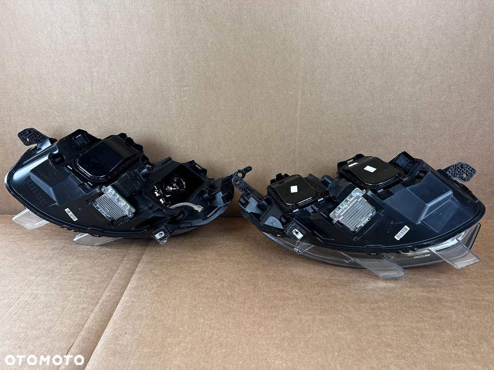 OPEL ZAFIRA D VIVARO C XENON 9832836480-00 9832837680-00 LAMPA REFLEKTOR PRZEDNIA PRAWA PRAWY LEWY - 10
