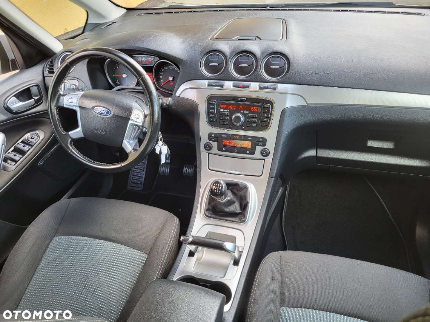 Ford Galaxy - 7