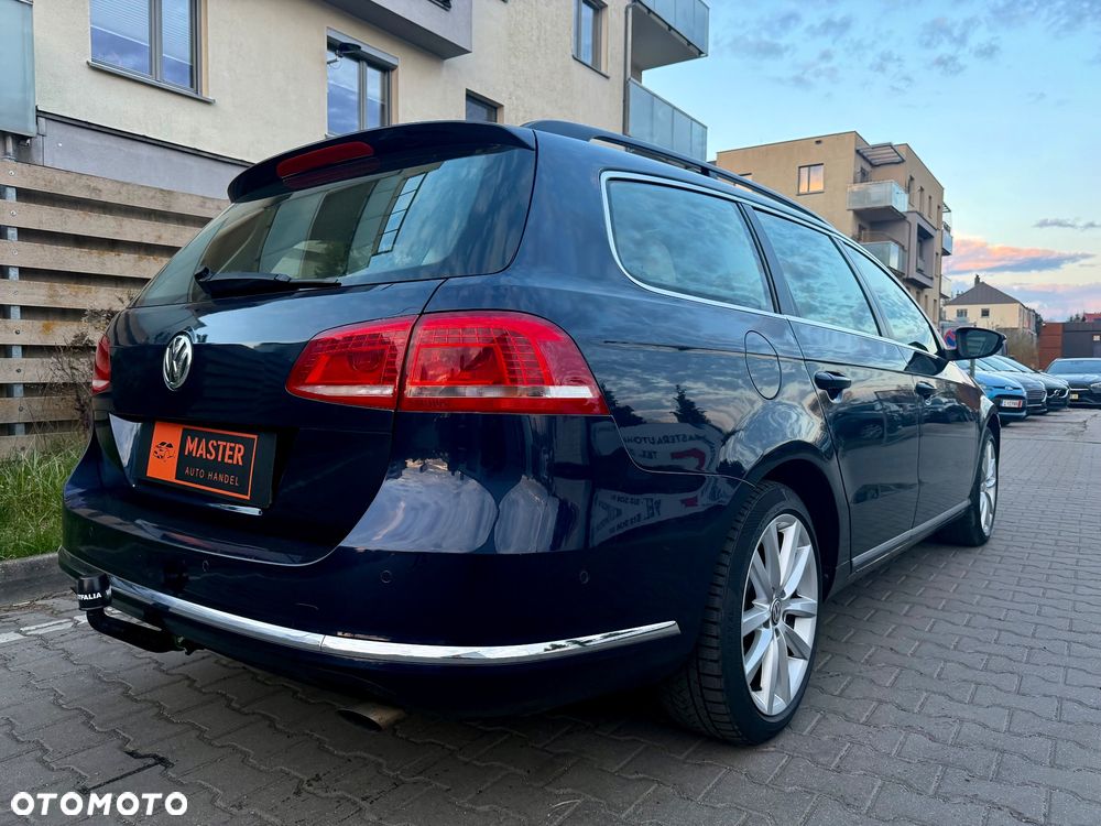 Volkswagen Passat 2.0 TDI 4Motion DSG BlueMotion Tech Highline - 15