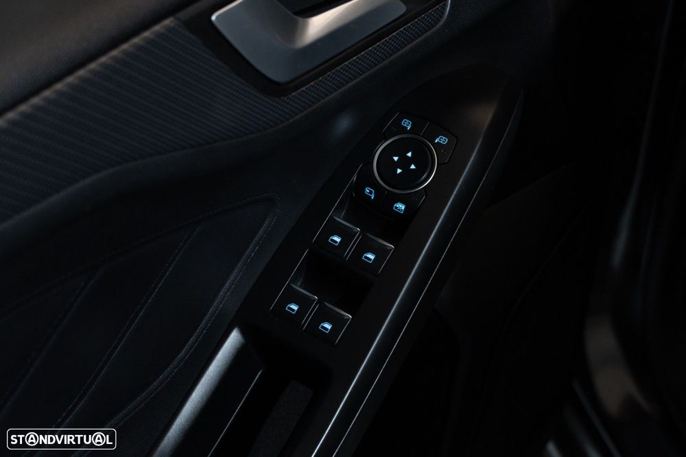 Ford Focus SW 1.5 TDCi EcoBlue ST-Line - 52