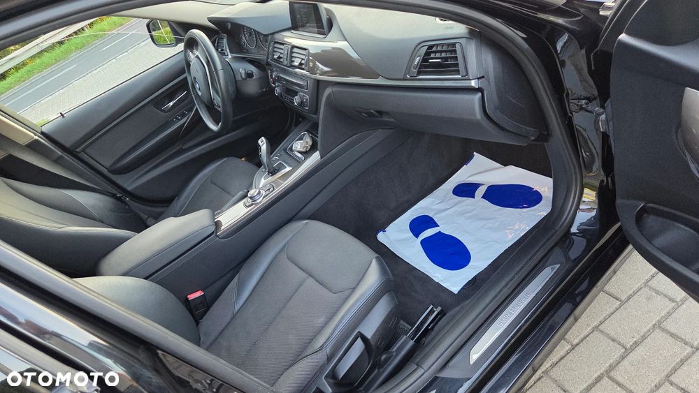 BMW Seria 3 318d Modern Line - 9