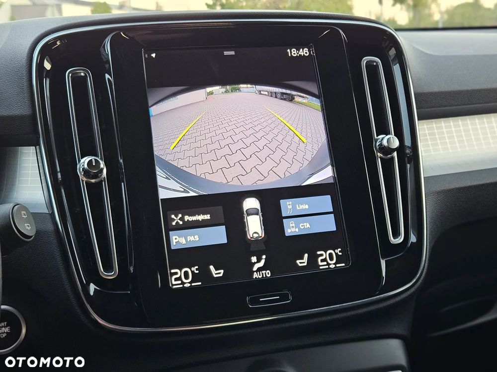 Volvo XC 40 B4 B Momentum - 28