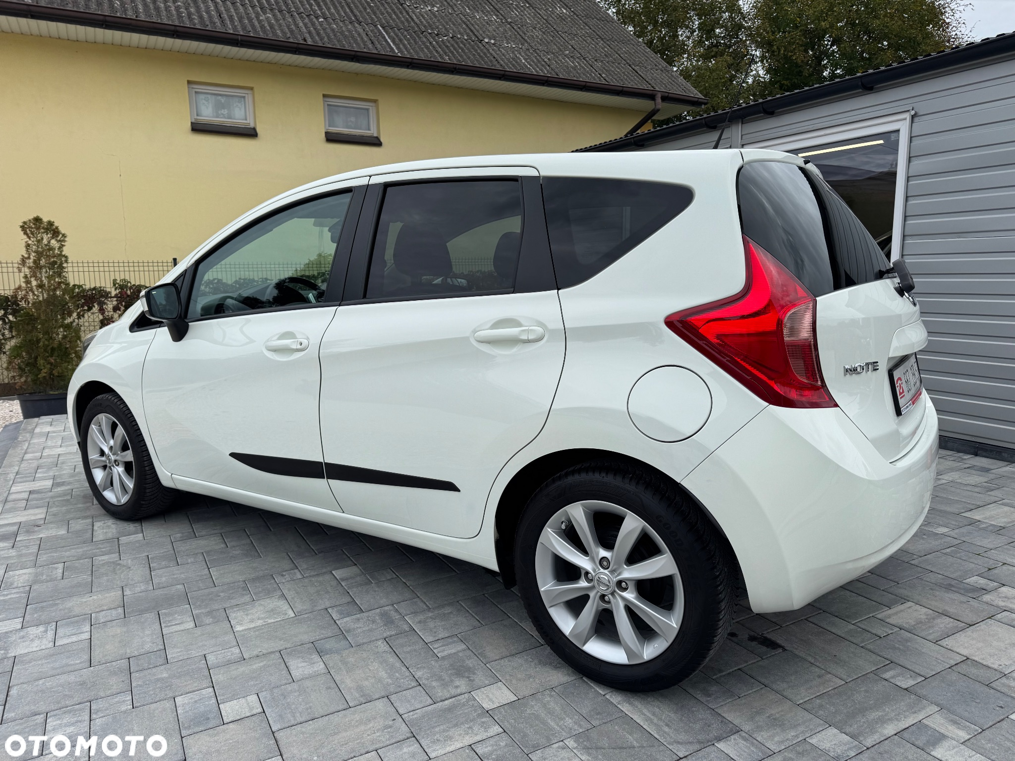 Nissan Note 1.2 DIG-S Acenta Plus EU6 - 15