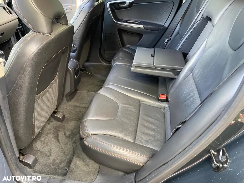 Volvo XC 60 D3 Start-Stop Summum - 7