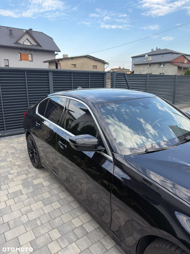 BMW Seria 3 330i xDrive Sport Line - 6