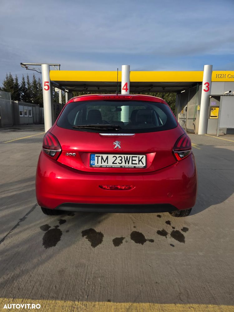 Peugeot 208 1.2 L PureTech Active - 7