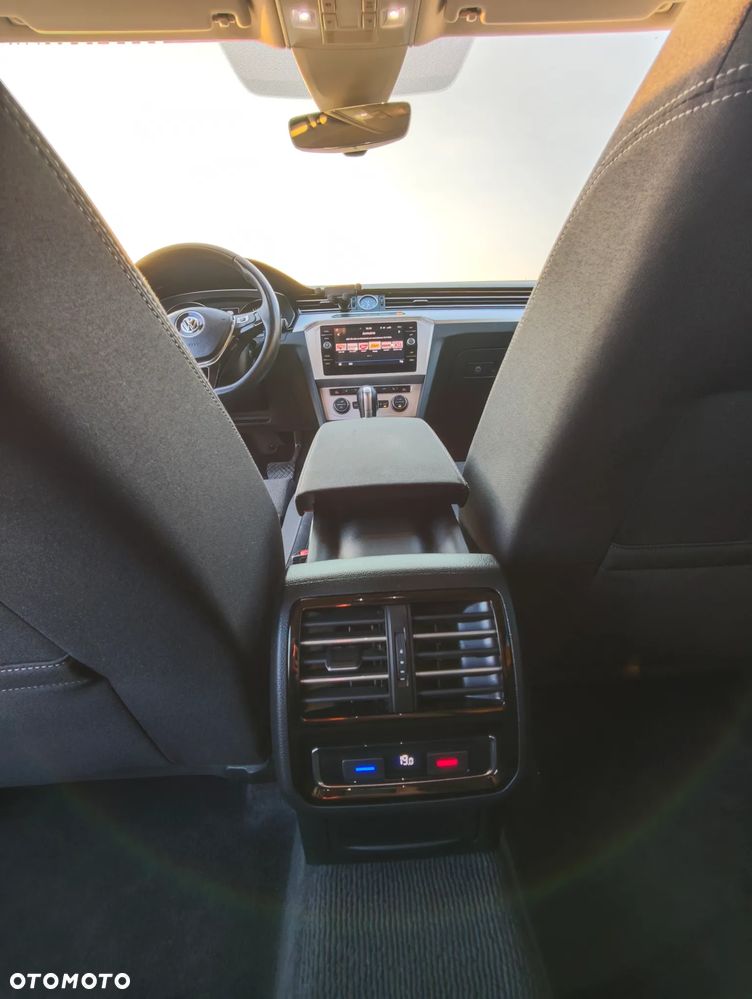 Volkswagen Passat 1.8 TSI BMT Comfortline DSG - 22