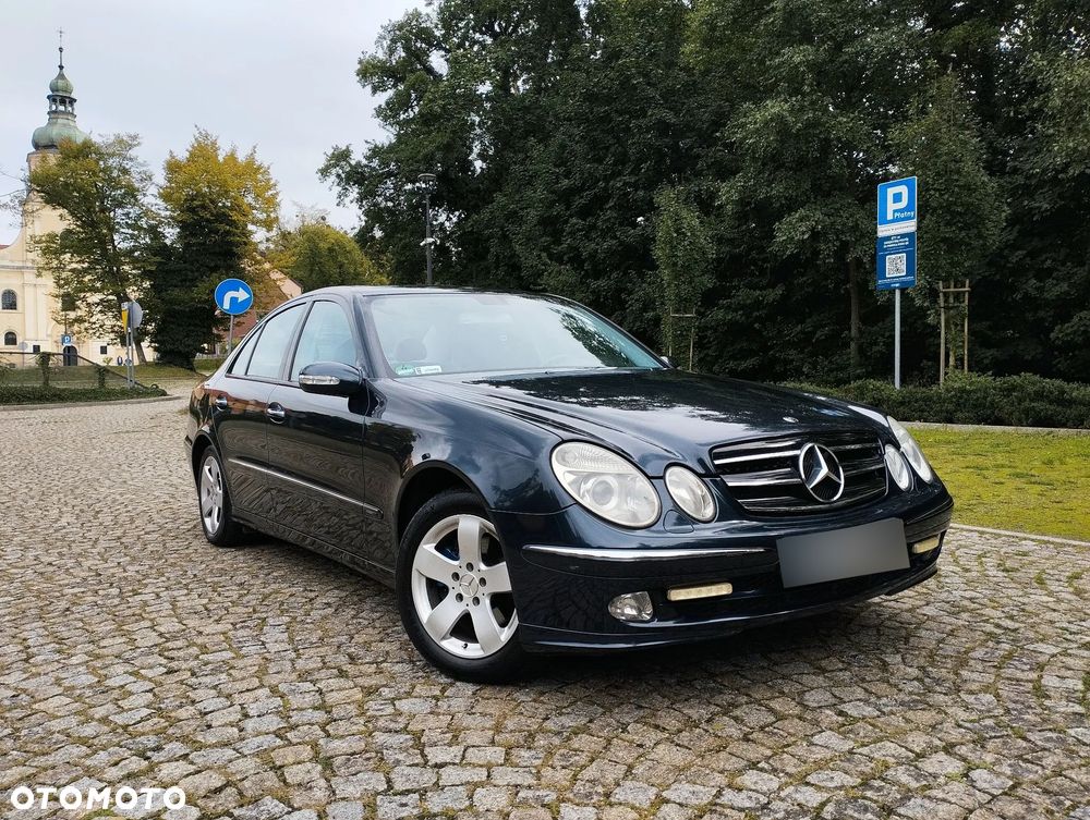 Mercedes-Benz Klasa E 200 Kompressor Avantgarde Sport Edition - 32