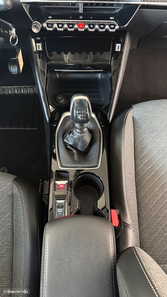 Peugeot 208 1.2 PureTech Allure - 29