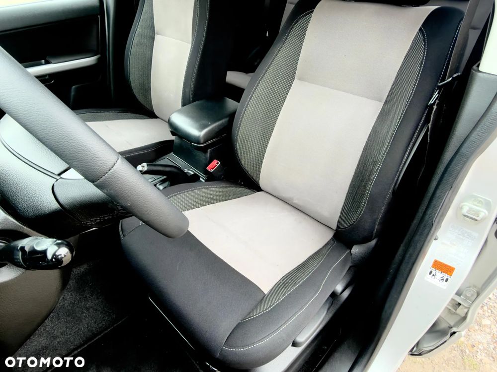 Suzuki Grand Vitara 2.4 Comfort+ - 18