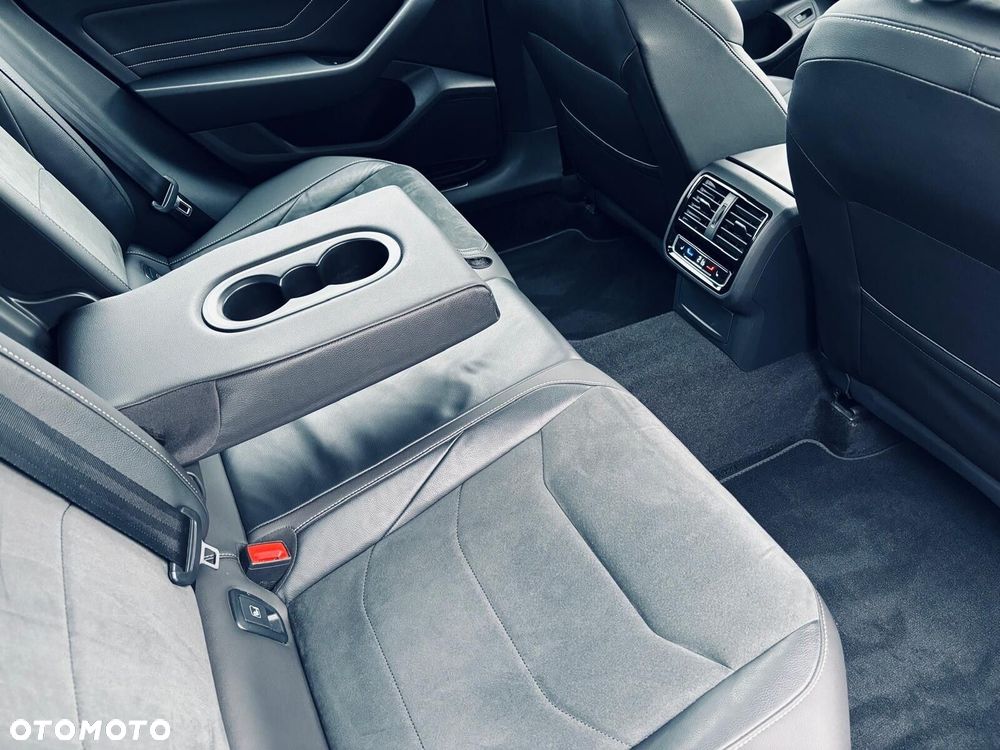 Volkswagen Arteon 2.0 TDI Elegance DSG - 19