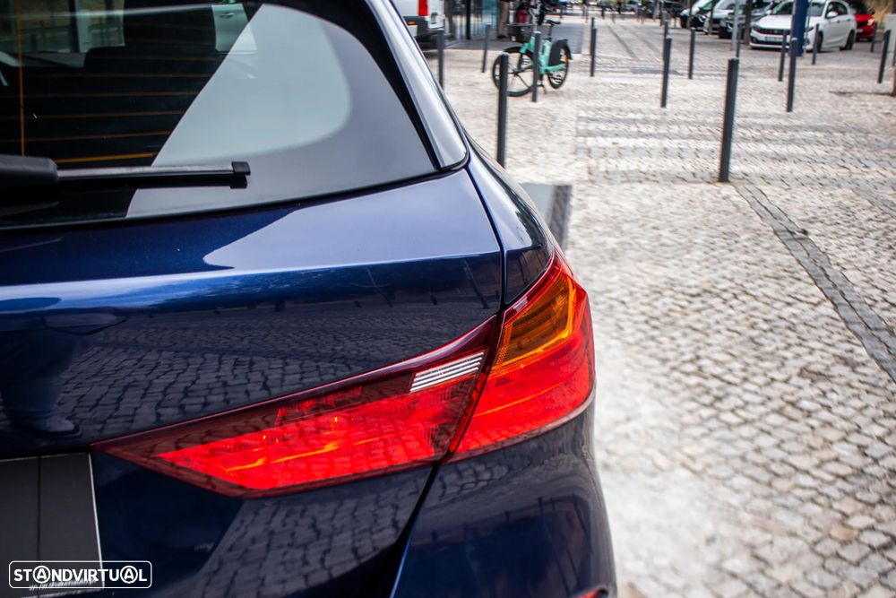 BMW 116 d Advantage Auto - 9