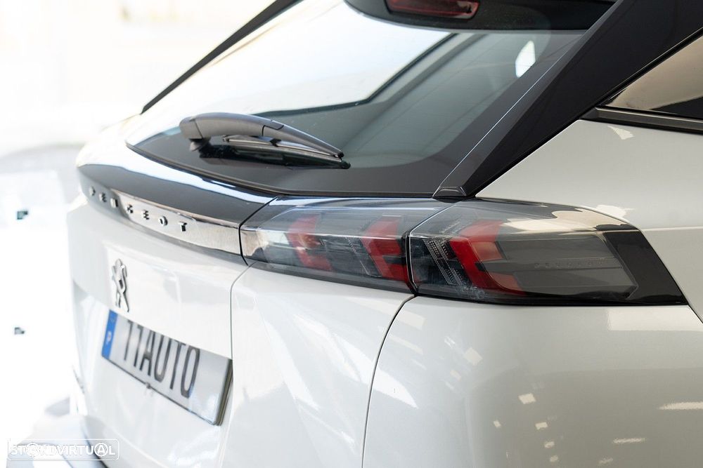 Peugeot e-2008 50 kWh Active - 9