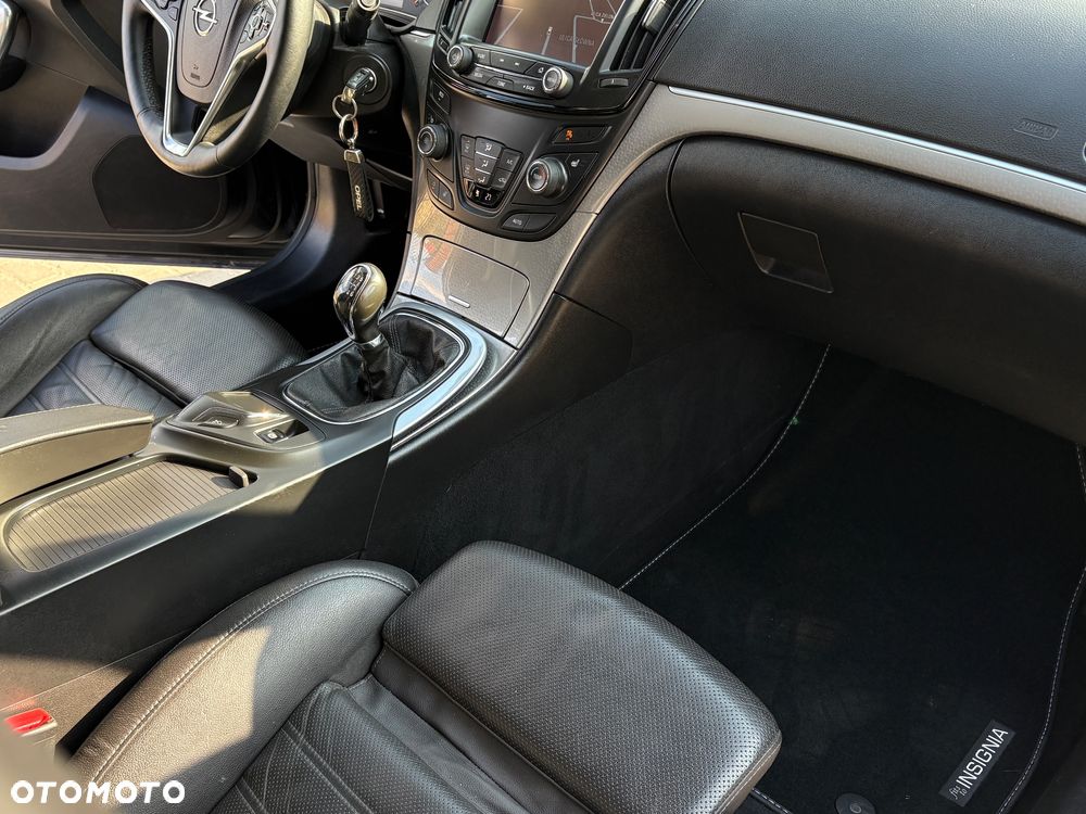 Opel Insignia 2.0 CDTI S&S - 18