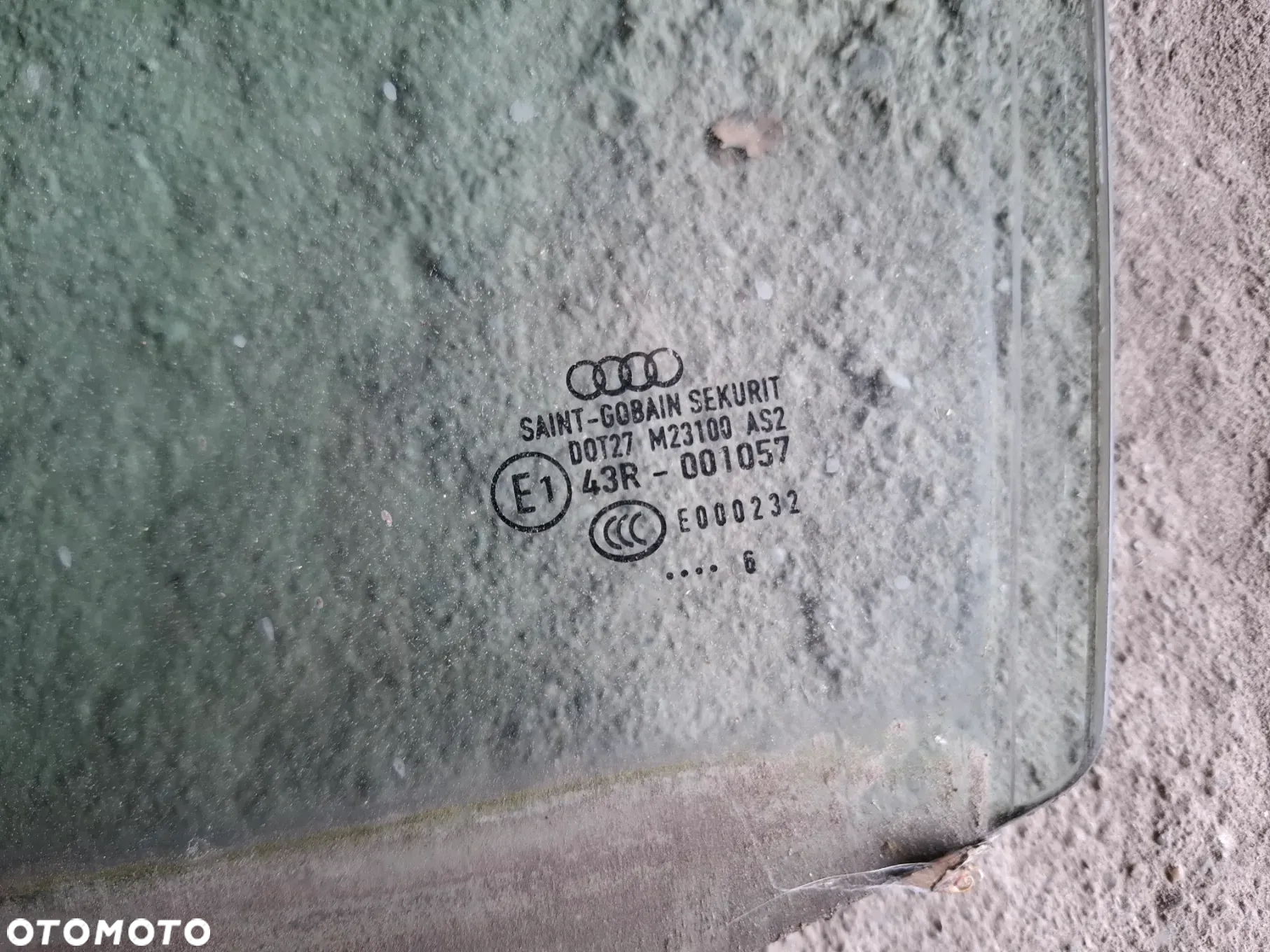 SZYBA DRZWI LEWA TYL TYLNA AUDI A3 8P SLASK WYSYLKA - 2