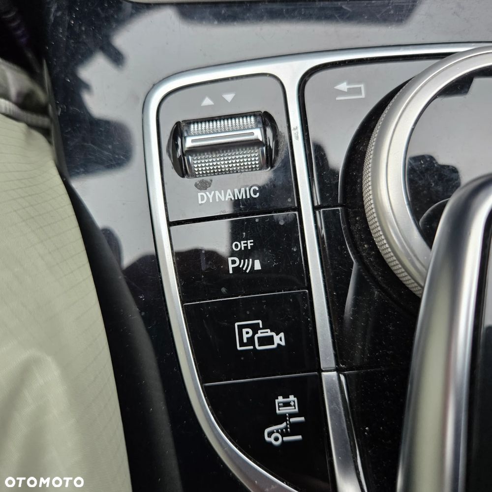 Mercedes-Benz Klasa C 300 de 9G-TRONIC Night Edition - 27