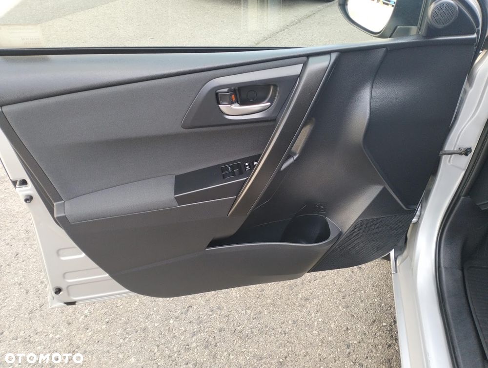 Toyota Auris 1.33 VVT-i Active - 10
