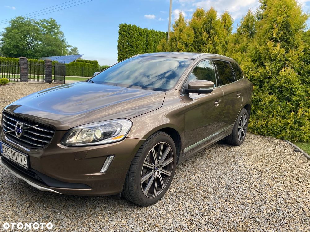 Volvo XC 60 D5 AWD Summum - 3