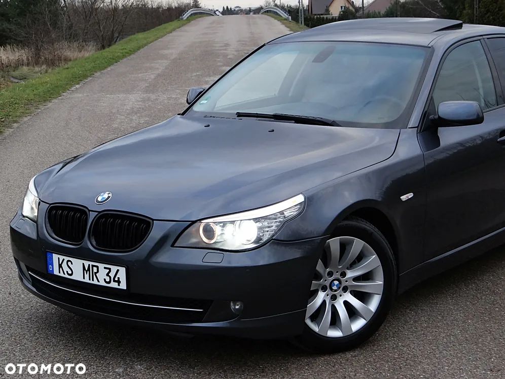 BMW Seria 5 525d Edition Lifestyle - 12