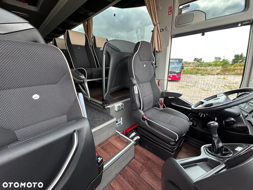 Mercedes-Benz Tourismo - 18