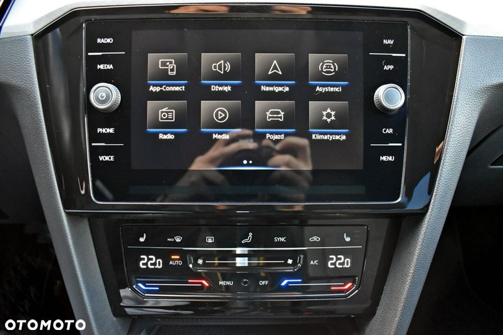 Volkswagen Passat Variant 2.0 TDI EVO Business DSG - 20