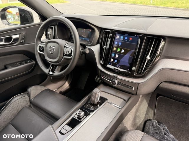 Volvo XC 60 B5 D AWD Geartronic RDesign - 34