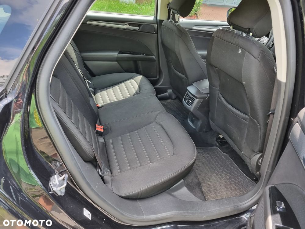 Ford Mondeo 2.0 Hybrid Trend - 10