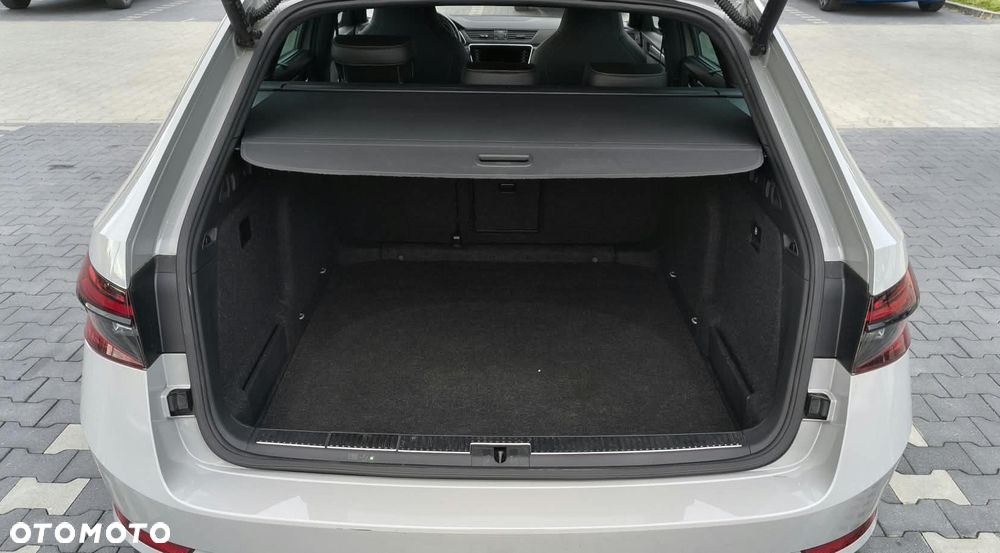 Skoda Superb 2.0 TDI SCR Sportline DSG - 6