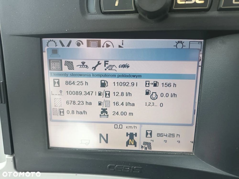 Claas Axion 810 CEBIS - 22