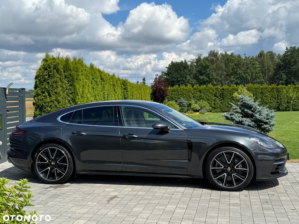 Porsche Panamera 4 - 14