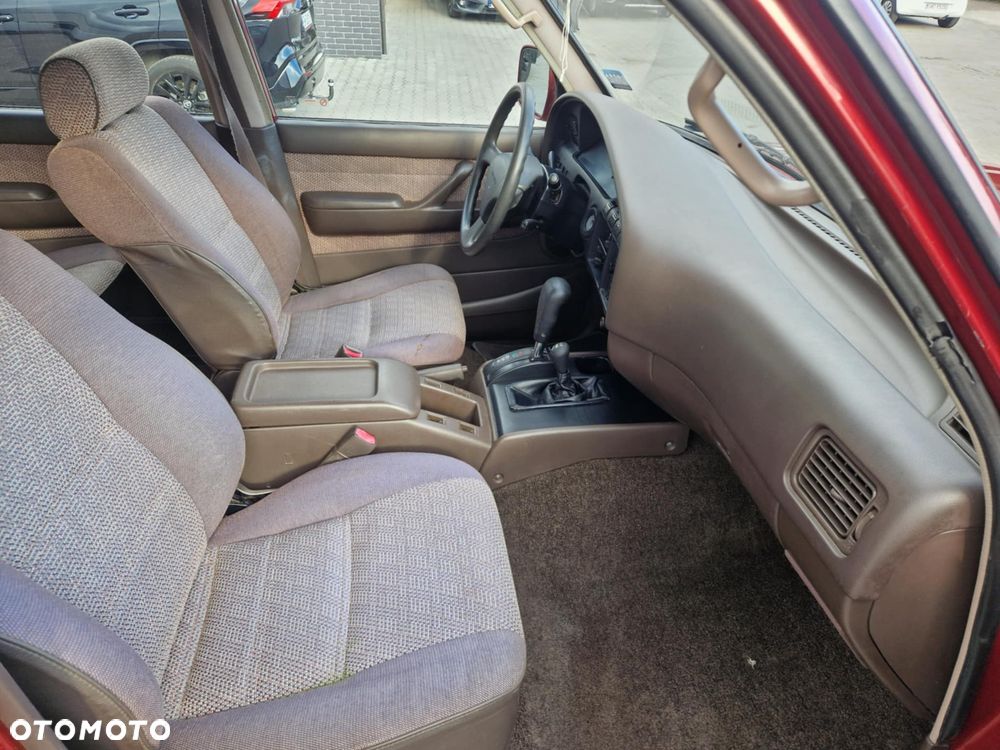 Toyota Land Cruiser - 8