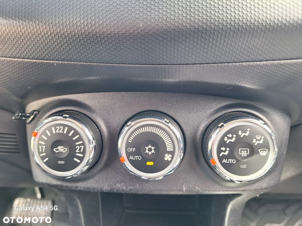Peugeot 4007 2.2HDi Premium - 12