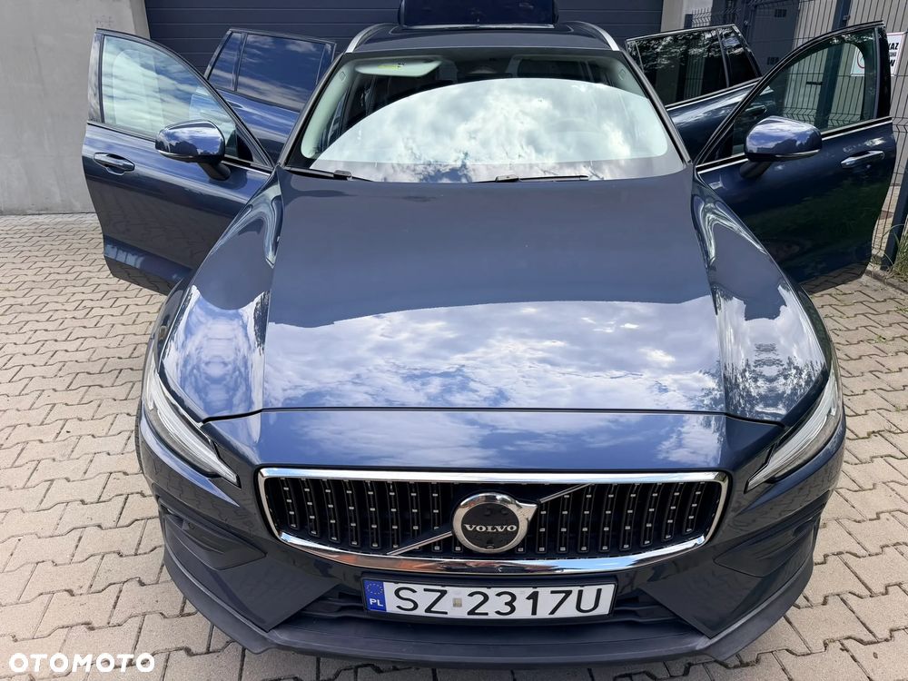 Volvo V60 Cross Country B5 B AWD Plus - 33