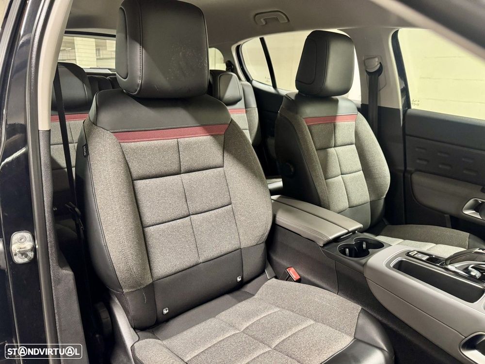 Citroën C5 Aircross 1.2 PureTech Feel Pack EAT8 — fotografia 29