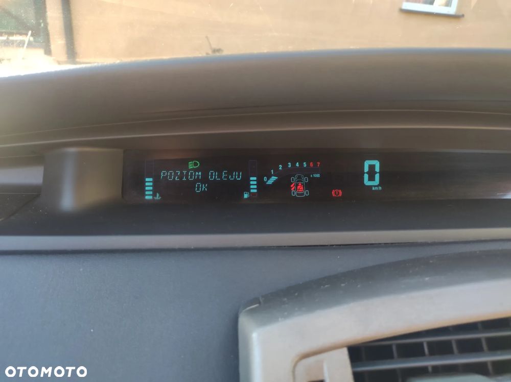 Renault Scenic 2.0 16V Expression - 8