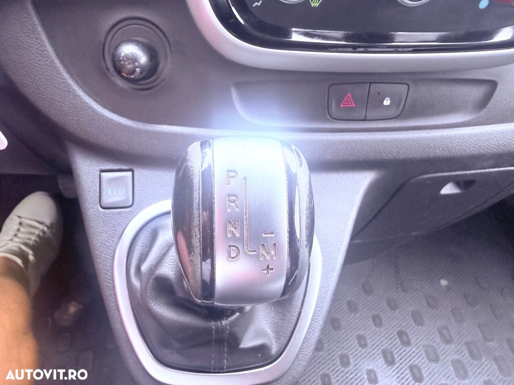 Renault Trafic - 19