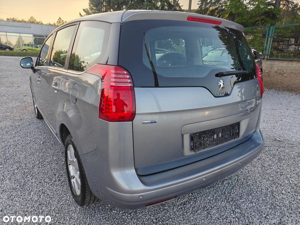 Peugeot 5008 - 29