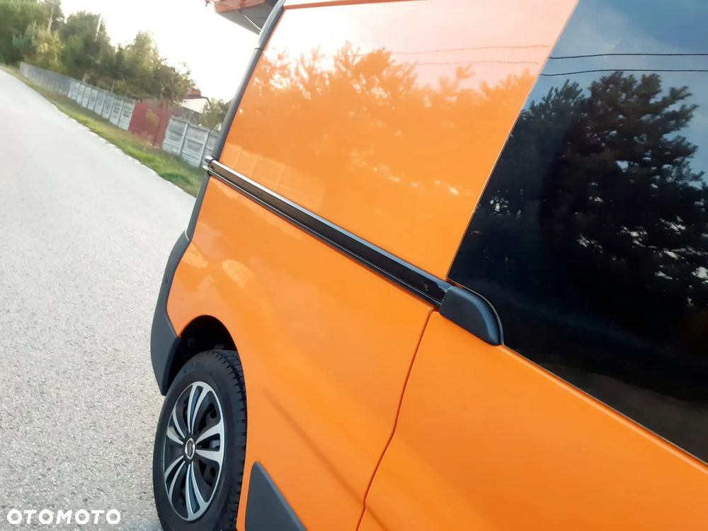 Opel Vivaro - 13