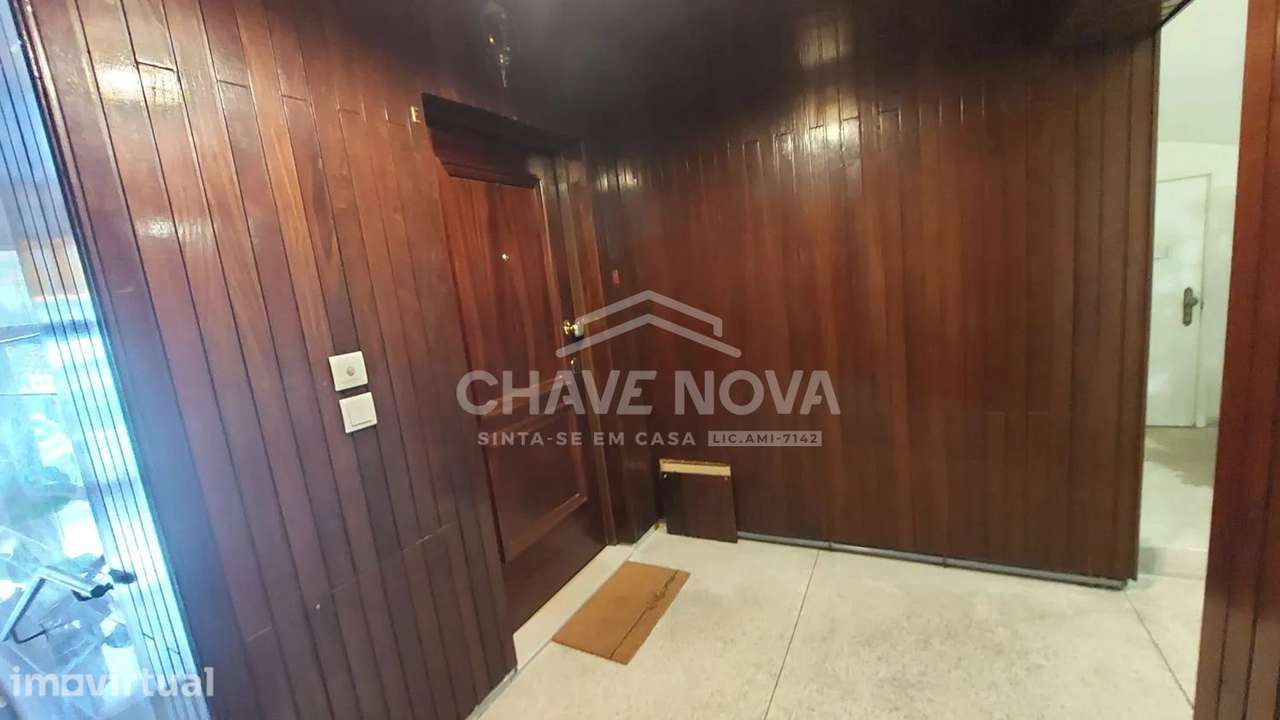 T3 Renovado c/ Varanda no Bonfim (Praça Velásquez) - Grande imagem: 5/26