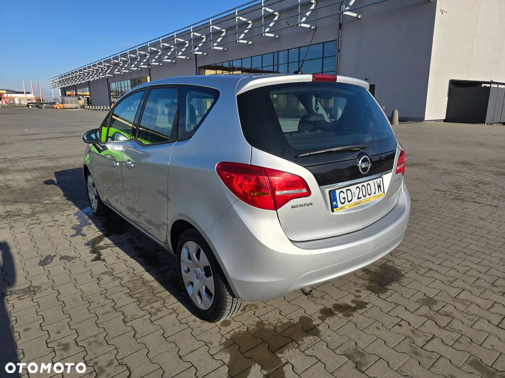 Opel Meriva 1.6 CDTI Essentia S&S - 2